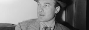 Portrait photo noir et blanc de Norman Granz, fondateur de Verve Records. Site de vente de vinyles jazz Everything jazz.