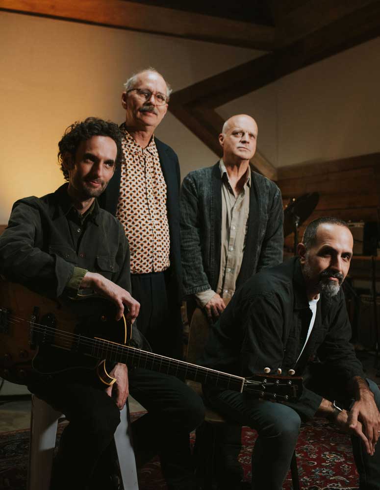 Julian Lage, Kenny Wollesen, John Medeski et Jorge Roeder